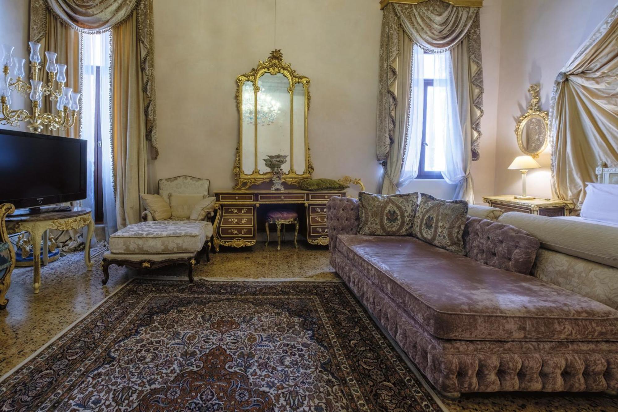 Gæstehus Palazzo Ca' Bernardo By Francesco Molon *